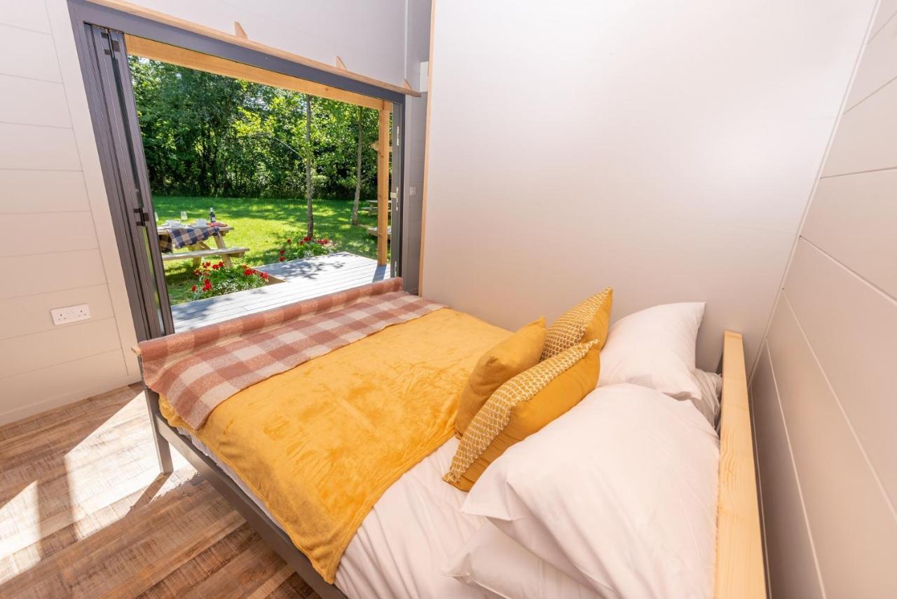 Sunset Cabins - Studio Pod-Sleeps 3-Tjsssc Barnstaple Exterior photo