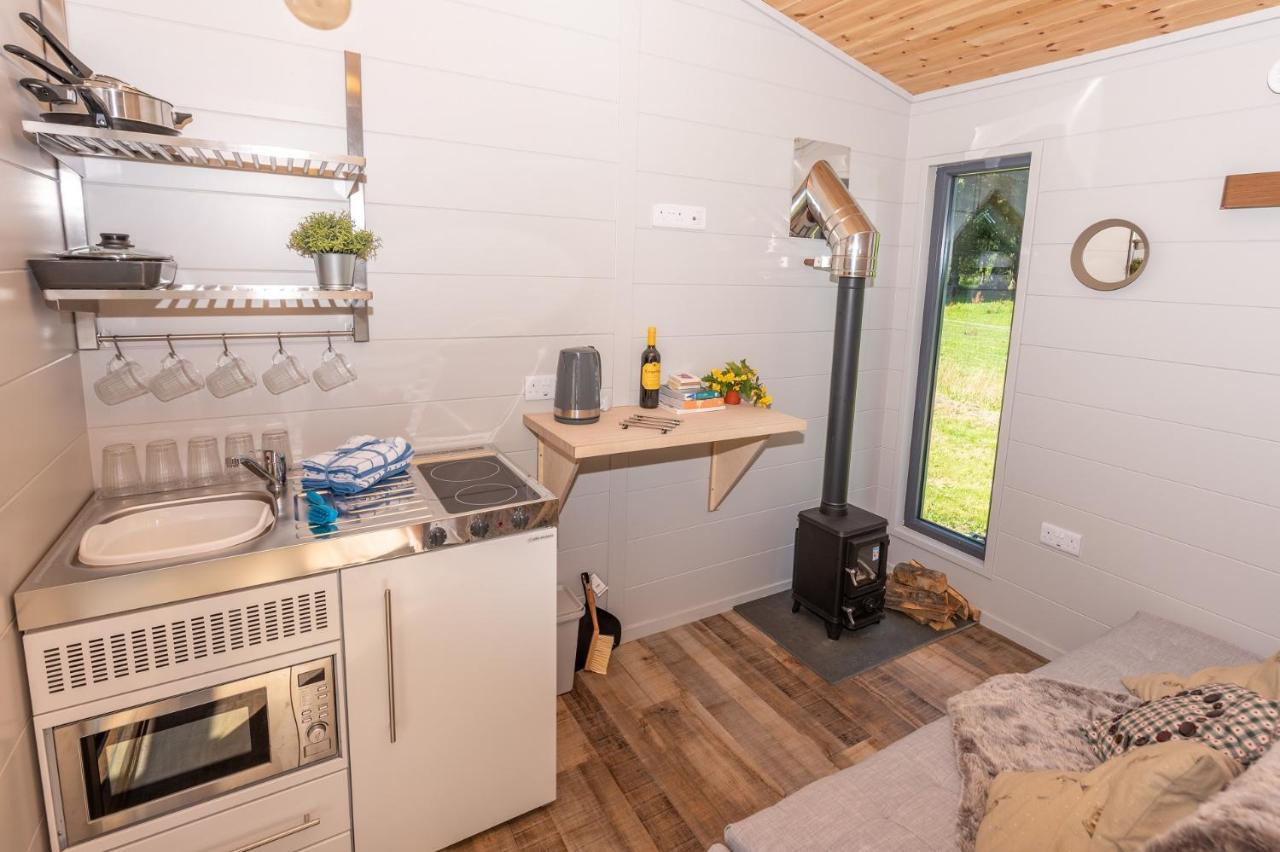 Sunset Cabins - Studio Pod-Sleeps 3-Tjsssc Barnstaple Exterior photo